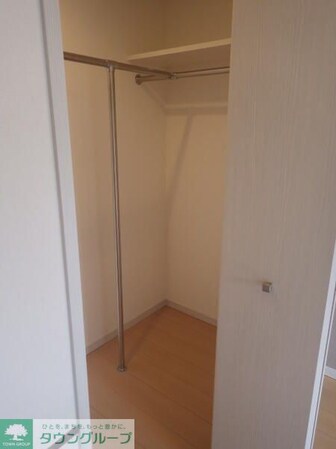 ロイヤルパークス新田の物件内観写真